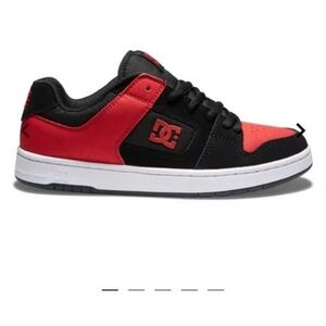 BRAND NEW women dc DC manteca red black skate shoes size US 9.5 10 10.5 11